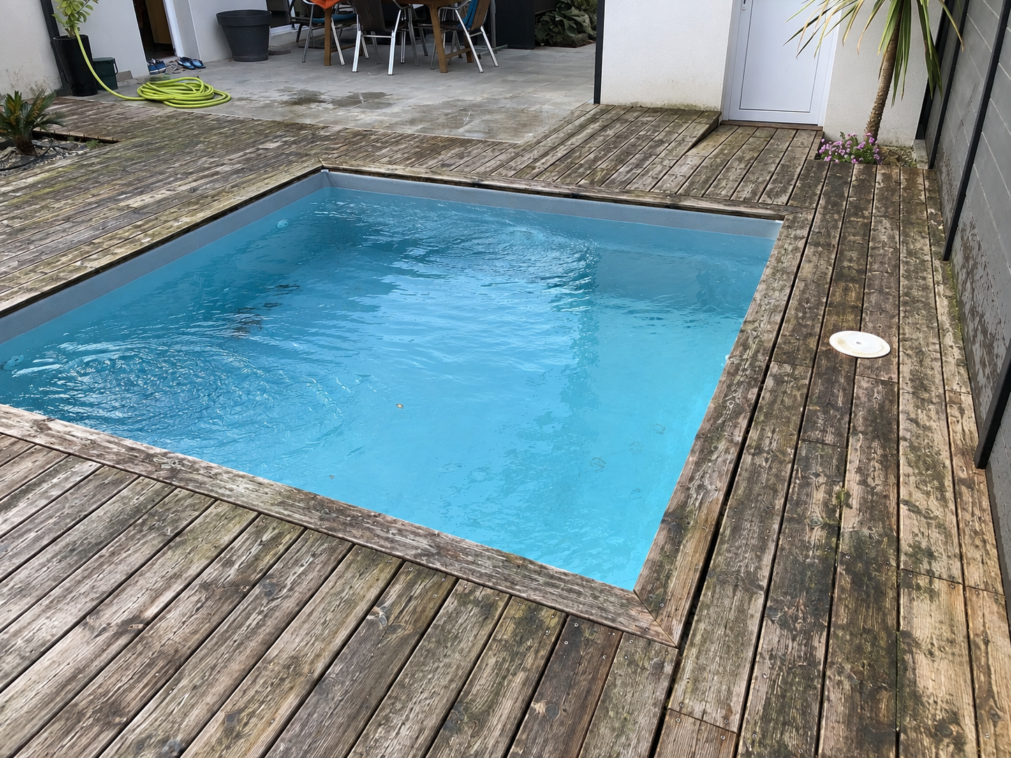 Avant travaux — Terrasse bois autour d'une piscine, Croix Daurade